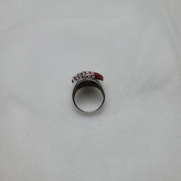 Fashion Rings - Picture 8 of 10